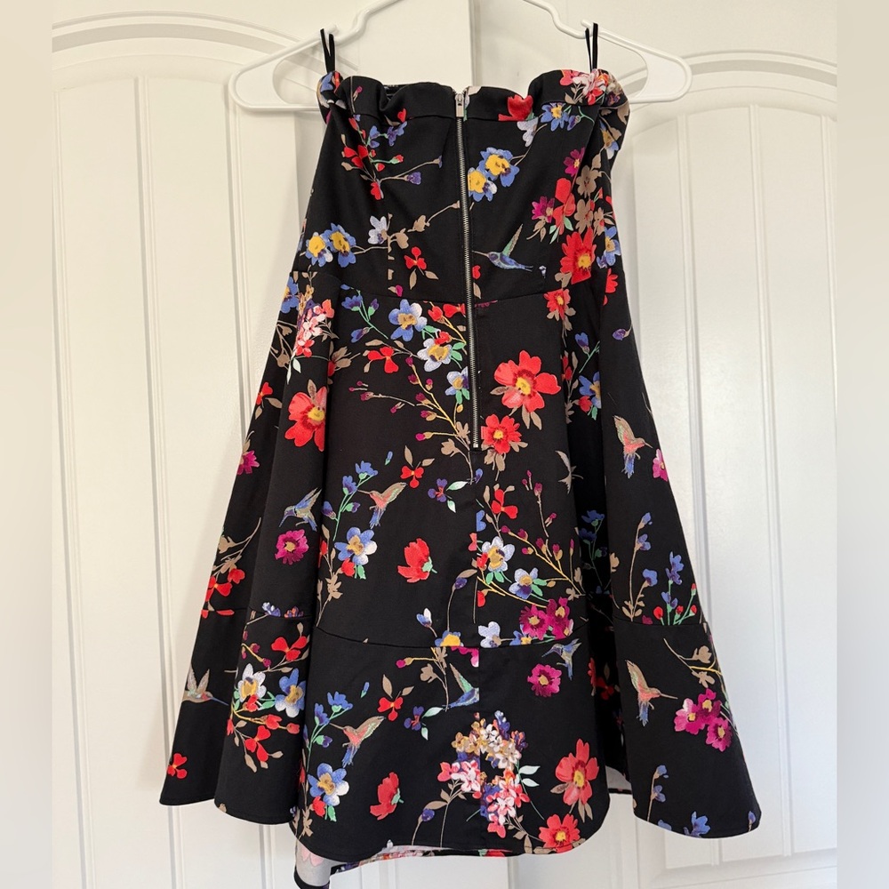 🌺Express Black Strapless A-Line Cocktail Dress with Vibrant Colors - Picture 3 of 8